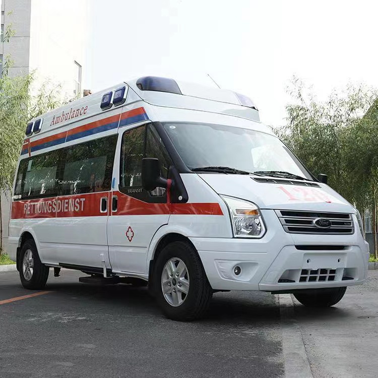 东河镇行动不便者长途救护车租赁：安全转运的核心注意事项​